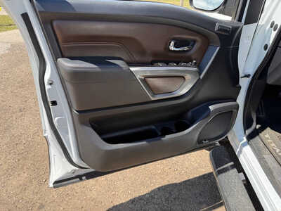 2019 Nissan Titan, $27999. Photo 9