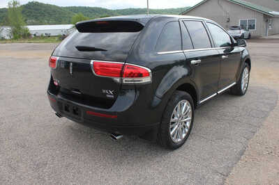 2013 Lincoln MKX, $6499. Photo 5