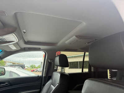 2015 Chevrolet Suburban, $13499. Photo 8