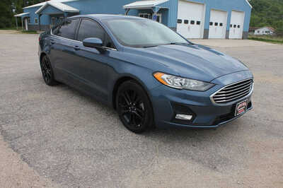 2019 Ford Fusion, $9999. Photo 3