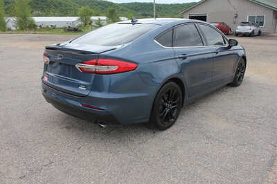 2019 Ford Fusion, $9999. Photo 5