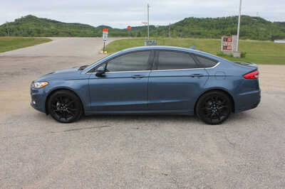 2019 Ford Fusion, $9999. Photo 8