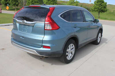 2015 Honda CR-V, $12499. Photo 3