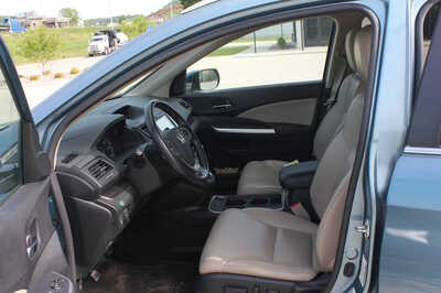 2015 Honda CR-V, $12499. Photo 6