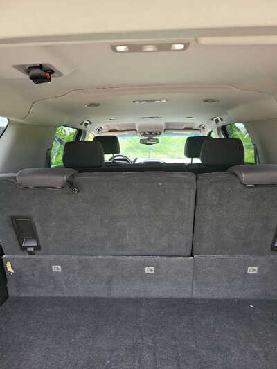 2015 GMC Yukon XL, $8999. Photo 12