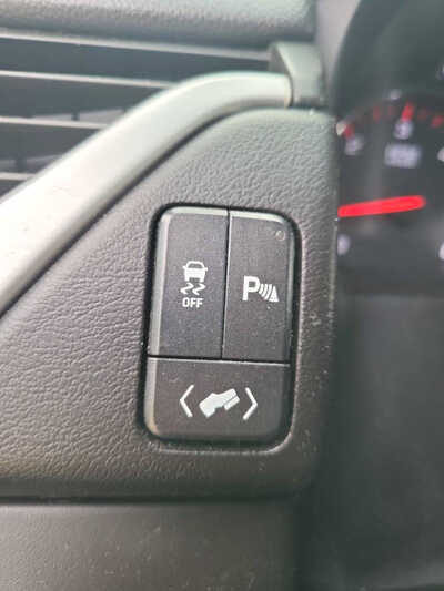 2015 GMC Yukon XL, $8999. Photo 2