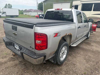 2010 Chevrolet 1500 Crew Cab, $7999. Photo 6