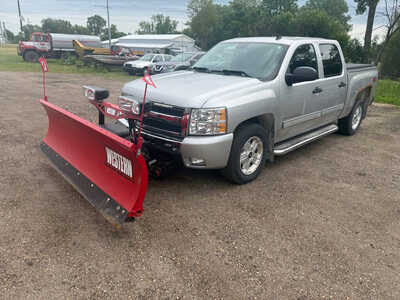 2010 Chevrolet 1500 Crew Cab, $7999. Photo 1