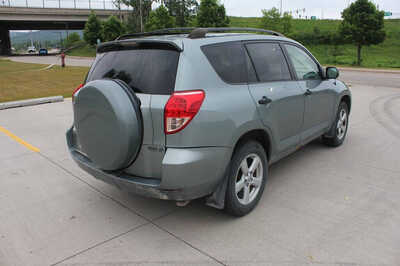 2014 Honda CR-V, $10999. Photo 3