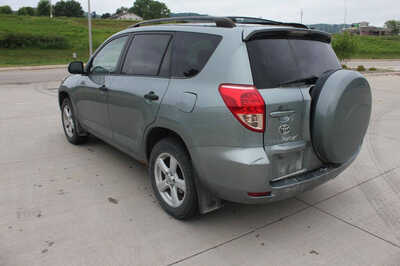 2014 Honda CR-V, $10999. Photo 4