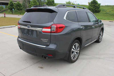 2020 Subaru Ascent, $16999. Photo 3