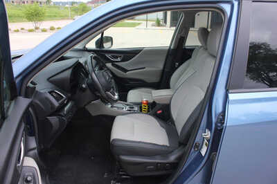 2021 Subaru Forester, $18999. Photo 5