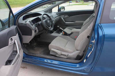 2012 Honda Civic, $8999. Photo 5