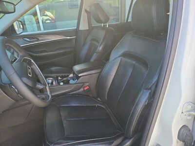 2022 Jeep Grand Cherokee, $23999. Photo 7