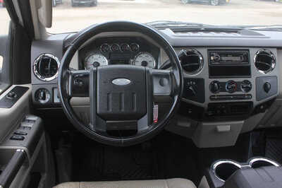 2008 Ford F350 Crew Cab, $13964. Photo 9