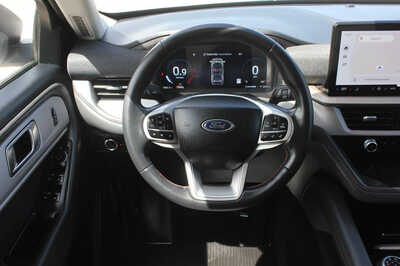 2025 Ford Explorer, $35999. Photo 10