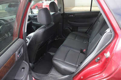 2015 Subaru Outback, $10999. Photo 6