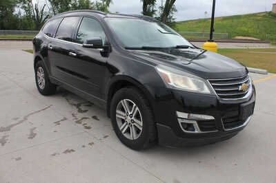 2017 Chevrolet Traverse, $7999. Photo 2
