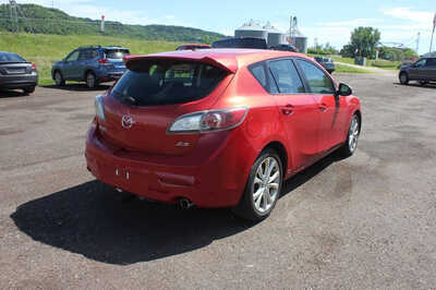 2010 Mazda Mazda3, $5999. Photo 3