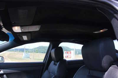 2009 Pontiac G8, $5464. Photo 11