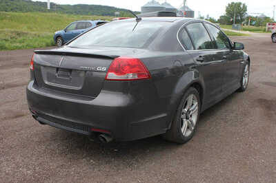 2009 Pontiac G8, $5499. Photo 3
