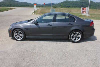 2009 Pontiac G8, $5464. Photo 8