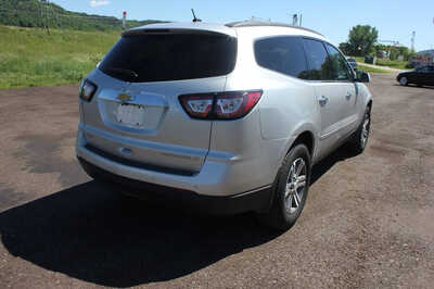 2015 Chevrolet Traverse, $6999. Photo 3