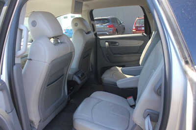 2015 Chevrolet Traverse, $6999. Photo 6