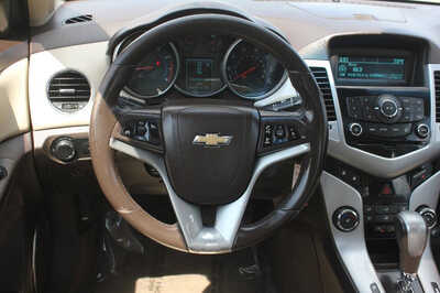 2011 Chevrolet Cruze, $2464. Photo 11