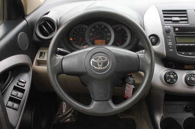 2008 Toyota RAV4, $6964. Photo 10