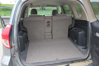 2008 Toyota RAV4, $6999. Photo 7
