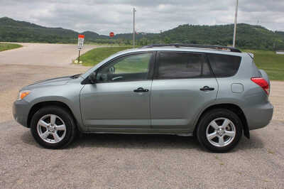2008 Toyota RAV4, $6964. Photo 8