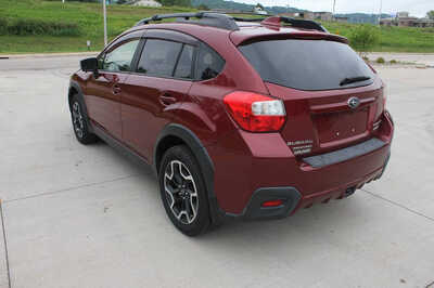 2016 Subaru Crosstrek, $9999. Photo 4