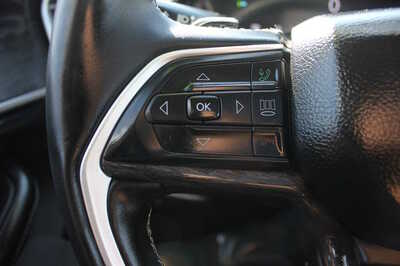 2023 Jeep Grand Cherokee, $24964. Photo 12
