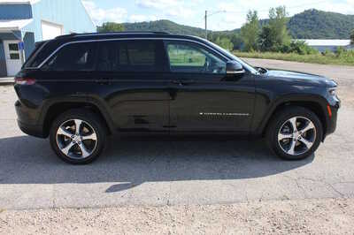 2023 Jeep Grand Cherokee, $24964. Photo 4