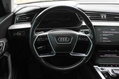 2024 Audi Q8, $29999. Photo 10