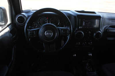 2016 Jeep Wrangler Unlimited, $16999. Photo 9