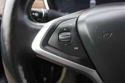 2017 Tesla Model S, $19999. Photo 12