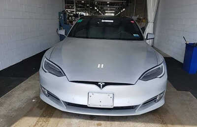 2017 Tesla Model S, $19999. Photo 3