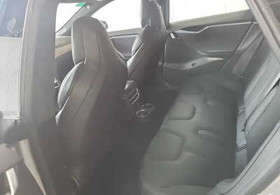 2017 Tesla Model S, $19999. Photo 6
