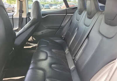 2014 Tesla Model S, $11999. Photo 6