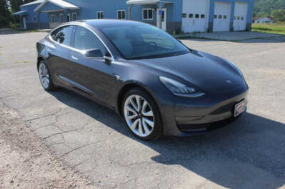 2018 Tesla Model 3, $14964. Photo 3