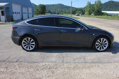 2018 Tesla Model 3, $14964. Photo 4