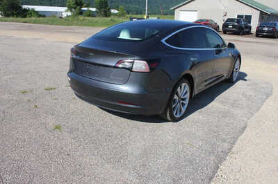 2018 Tesla Model 3, $14964. Photo 5