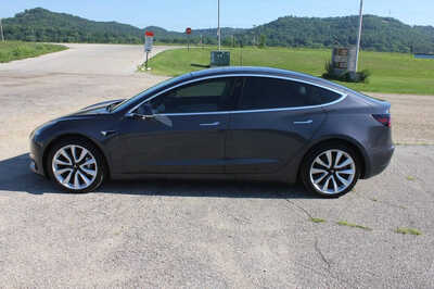 2018 Tesla Model 3, $14964. Photo 8