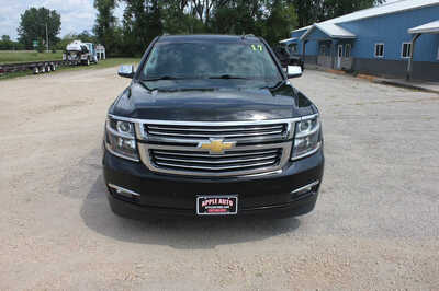 2017 Chevrolet Suburban, $14999. Photo 2
