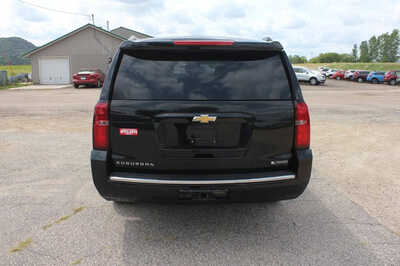 2017 Chevrolet Suburban, $14999. Photo 6