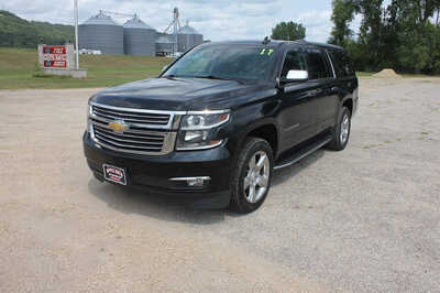 2017 Chevrolet Suburban, $14999. Photo 1