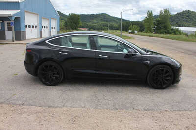 2019 Tesla Model 3, $19964. Photo 4