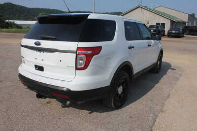 2015 Ford Explorer, $5999. Photo 5